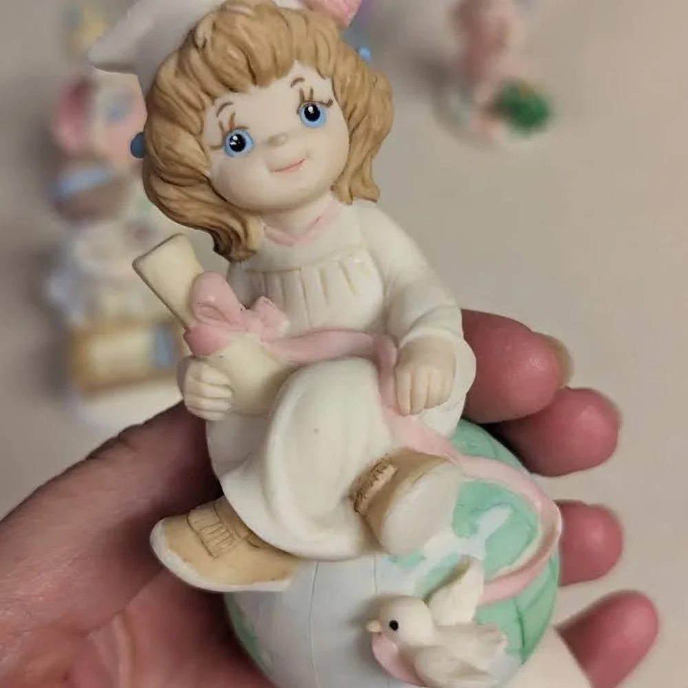 Sweet Dreams Vintage figurines Set of 5 Ballerina, Mother, Graduate, Princess